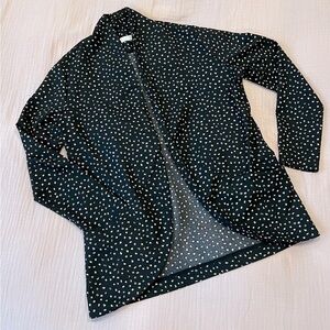 Elodie light weight blazer. Open front with buckets. M.  Black and cream print